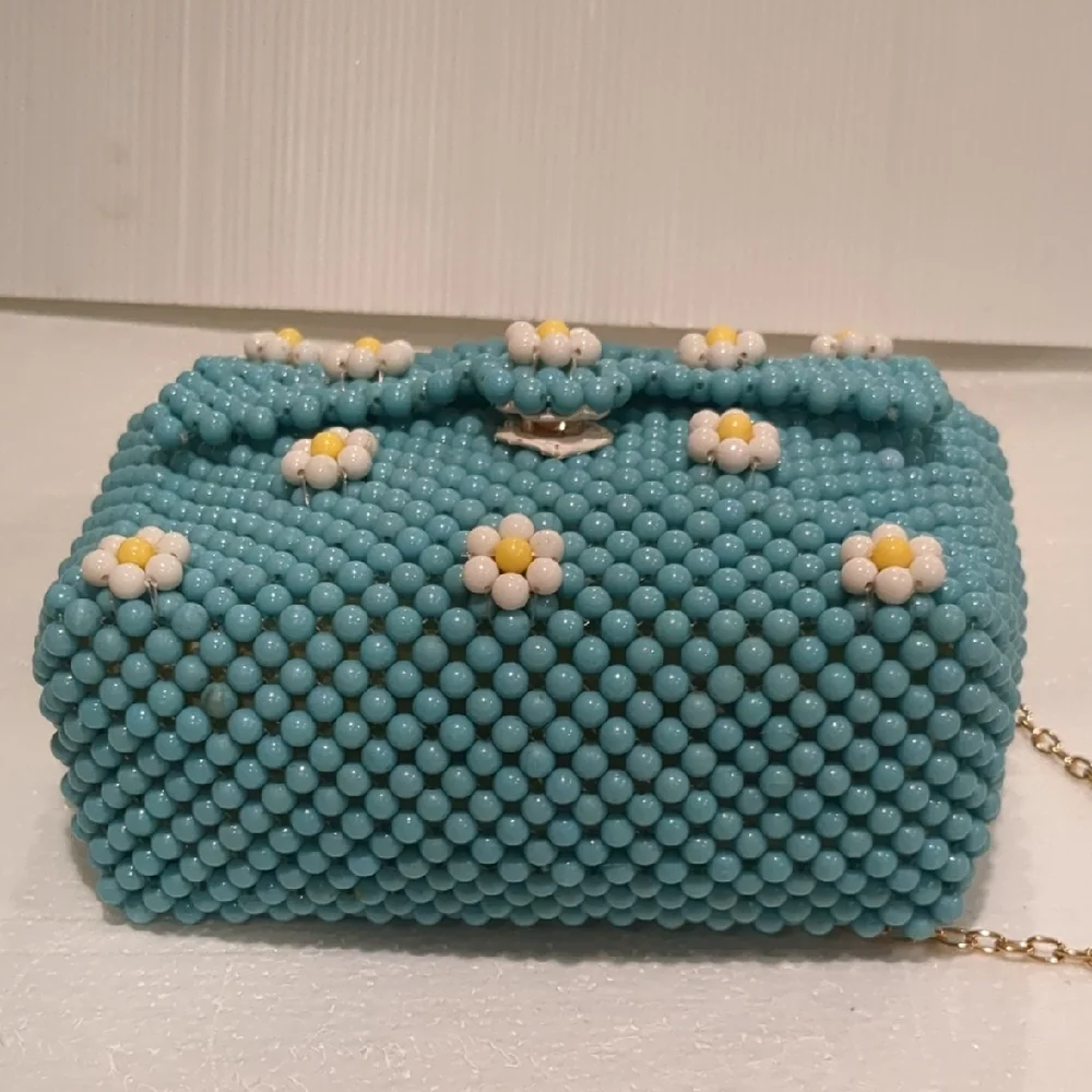 Beaded Turquoise Daisy Shoulder Bag